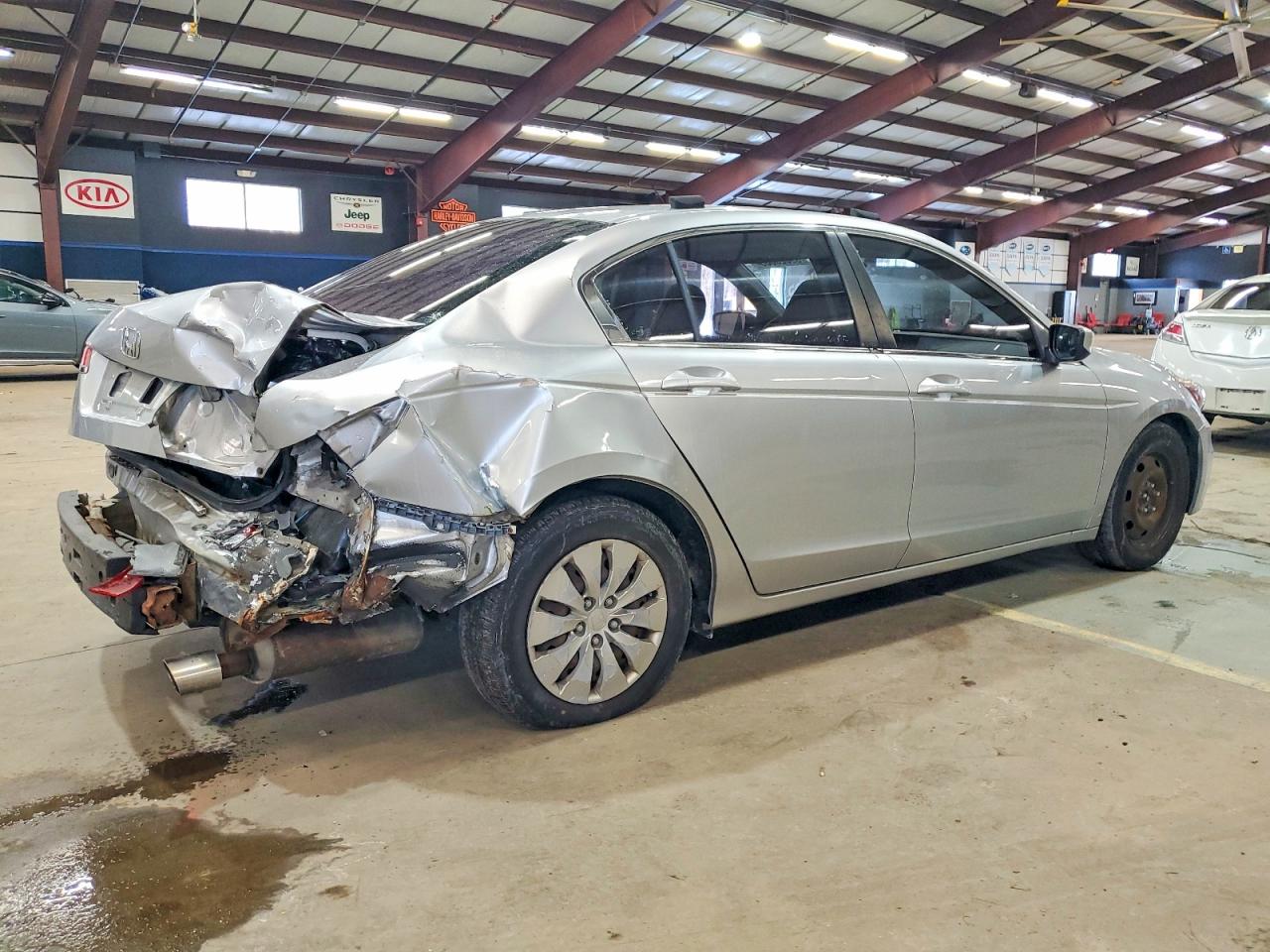 2011 HONDA ACCORD LX photo 3