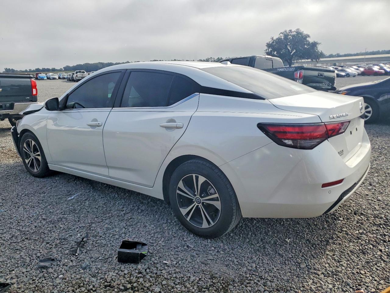 2022 NISSAN SENTRA SV photo 3