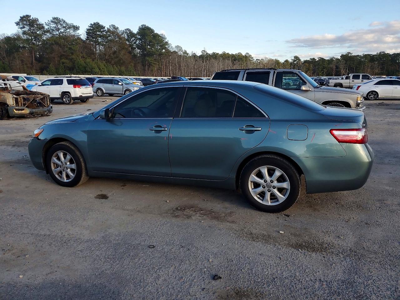 2009 TOYOTA CAMRY BASE photo 2