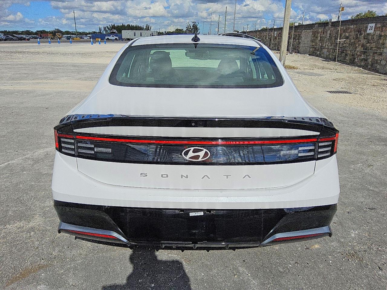 2024 HYUNDAI SONATA SEL photo 6