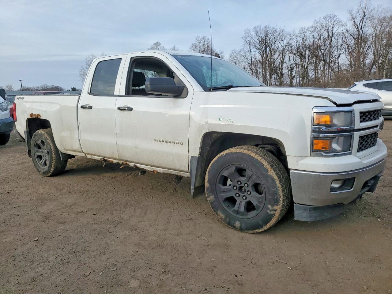2014 CHEVROLET SILVERADO K1500 LT photo 4