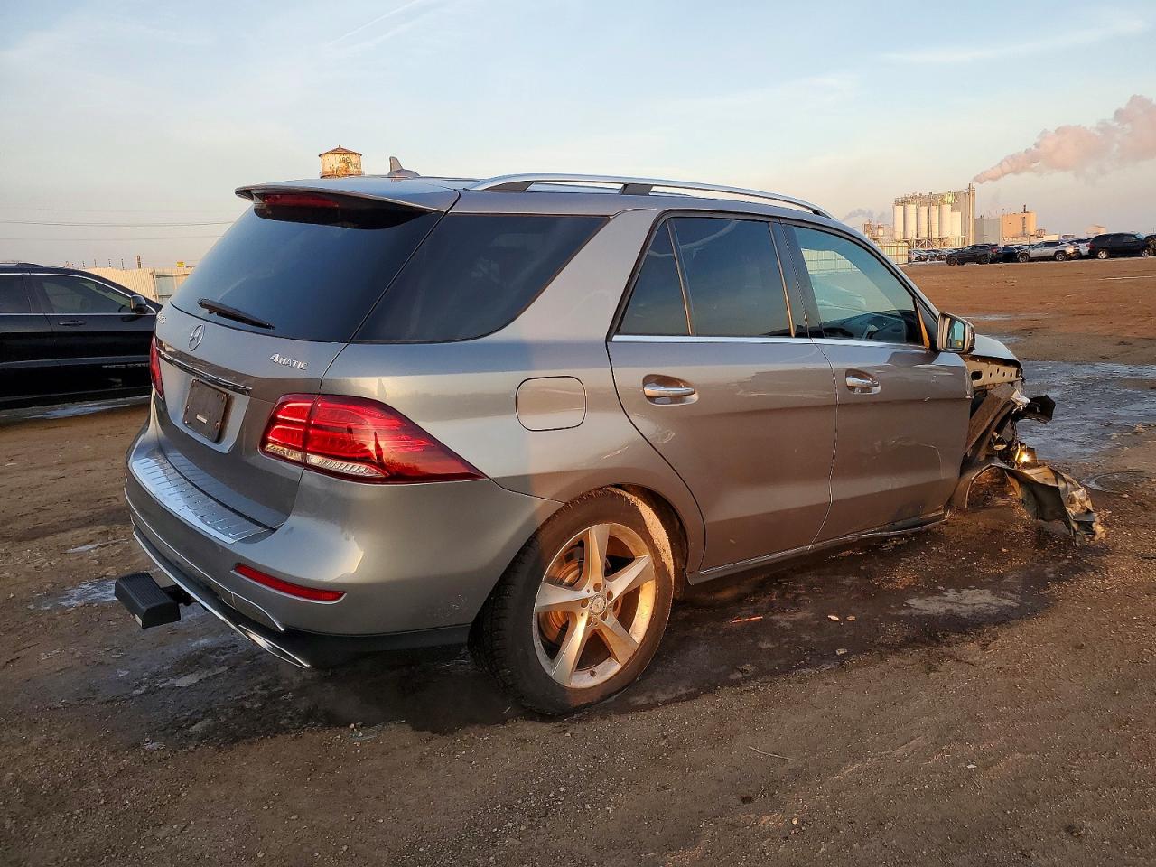 2016 MERCEDES-BENZ GLE 350 4MATIC photo 3