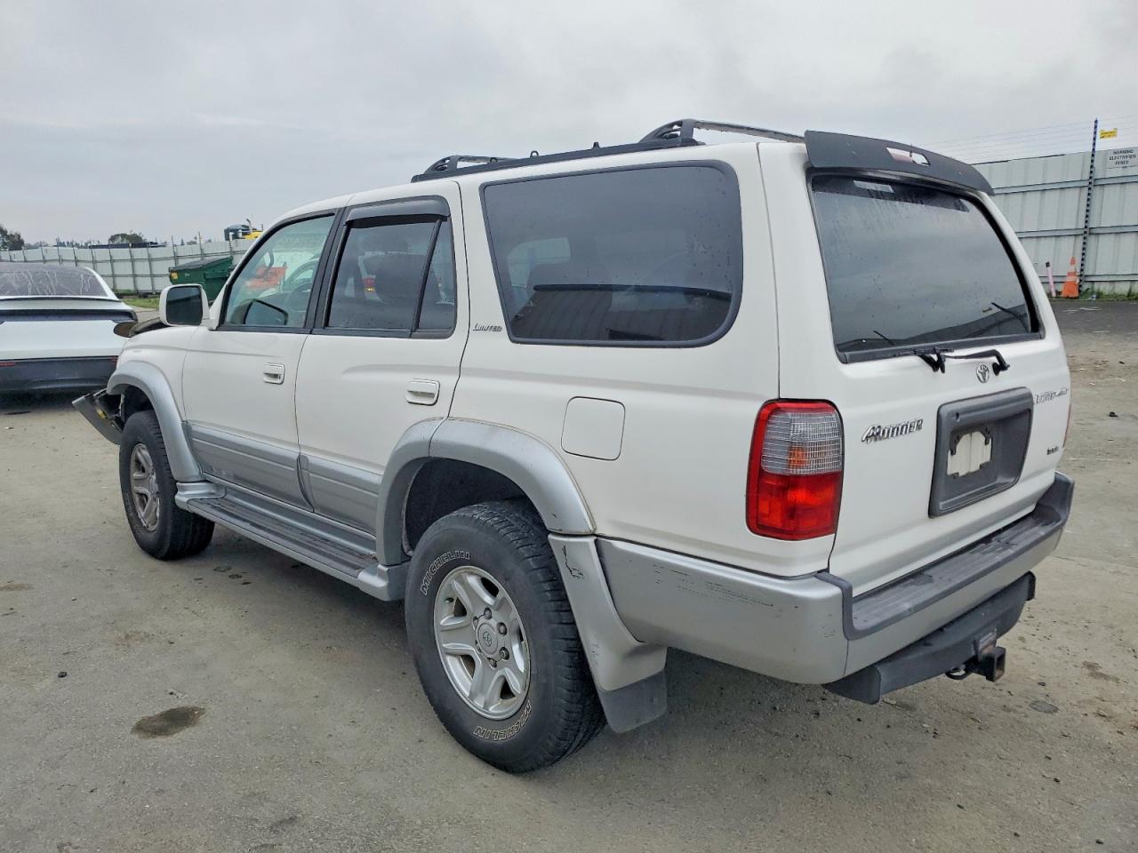 1999 TOYOTA 4RUNNER LIMITED photo 2