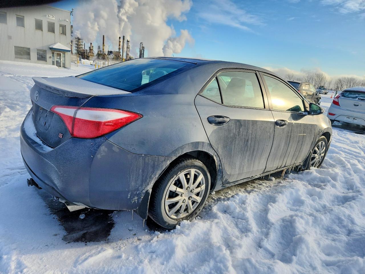 2014 TOYOTA COROLLA L photo 3