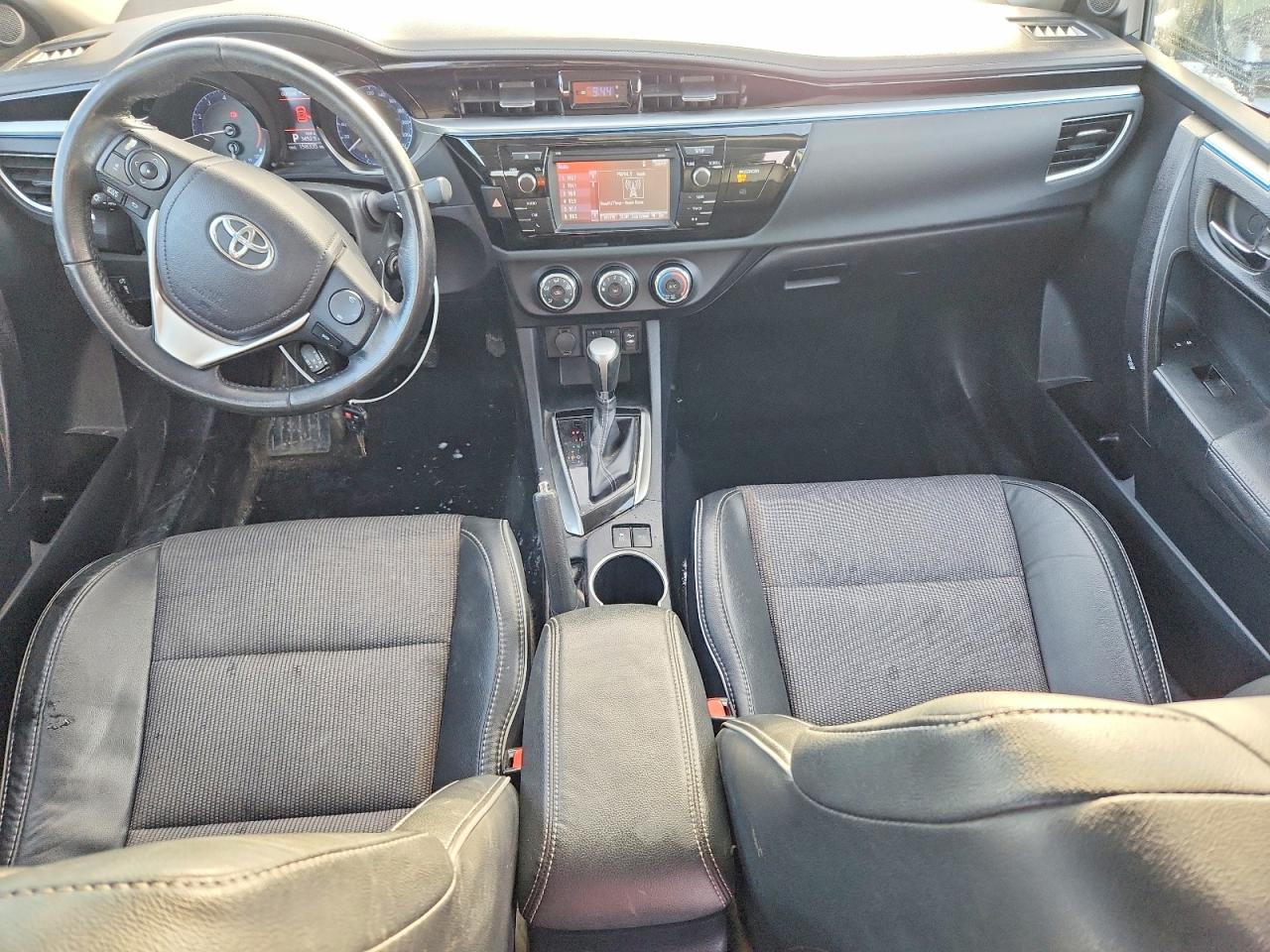 2014 TOYOTA COROLLA L photo 8
