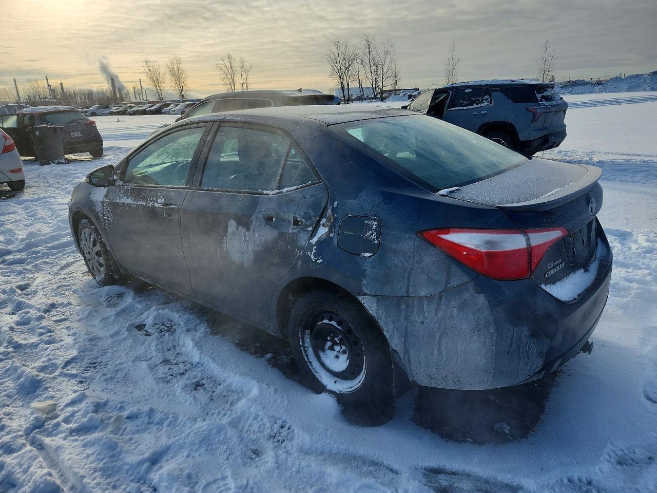 2014 TOYOTA COROLLA L photo 2