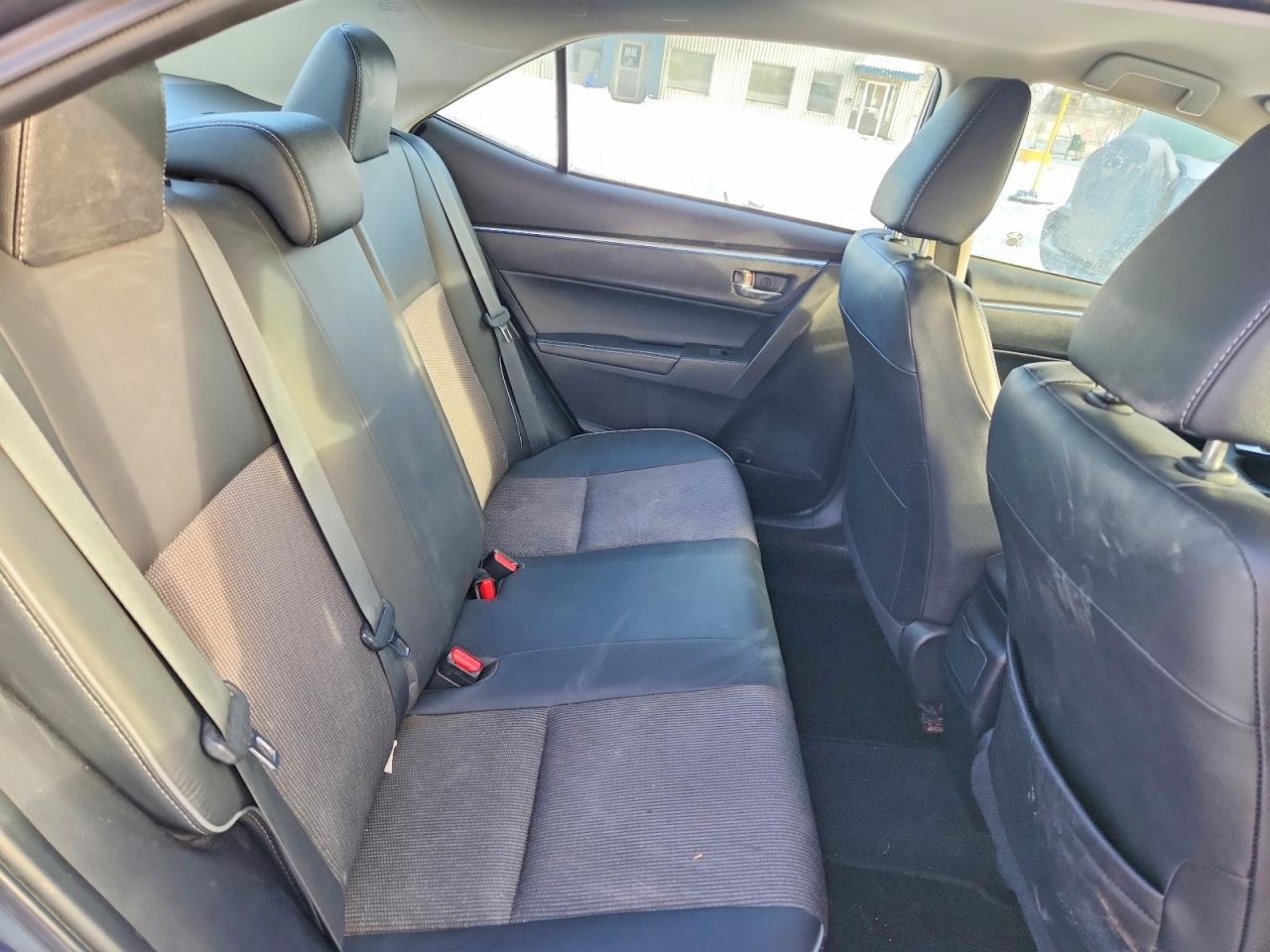 2014 TOYOTA COROLLA L photo 10