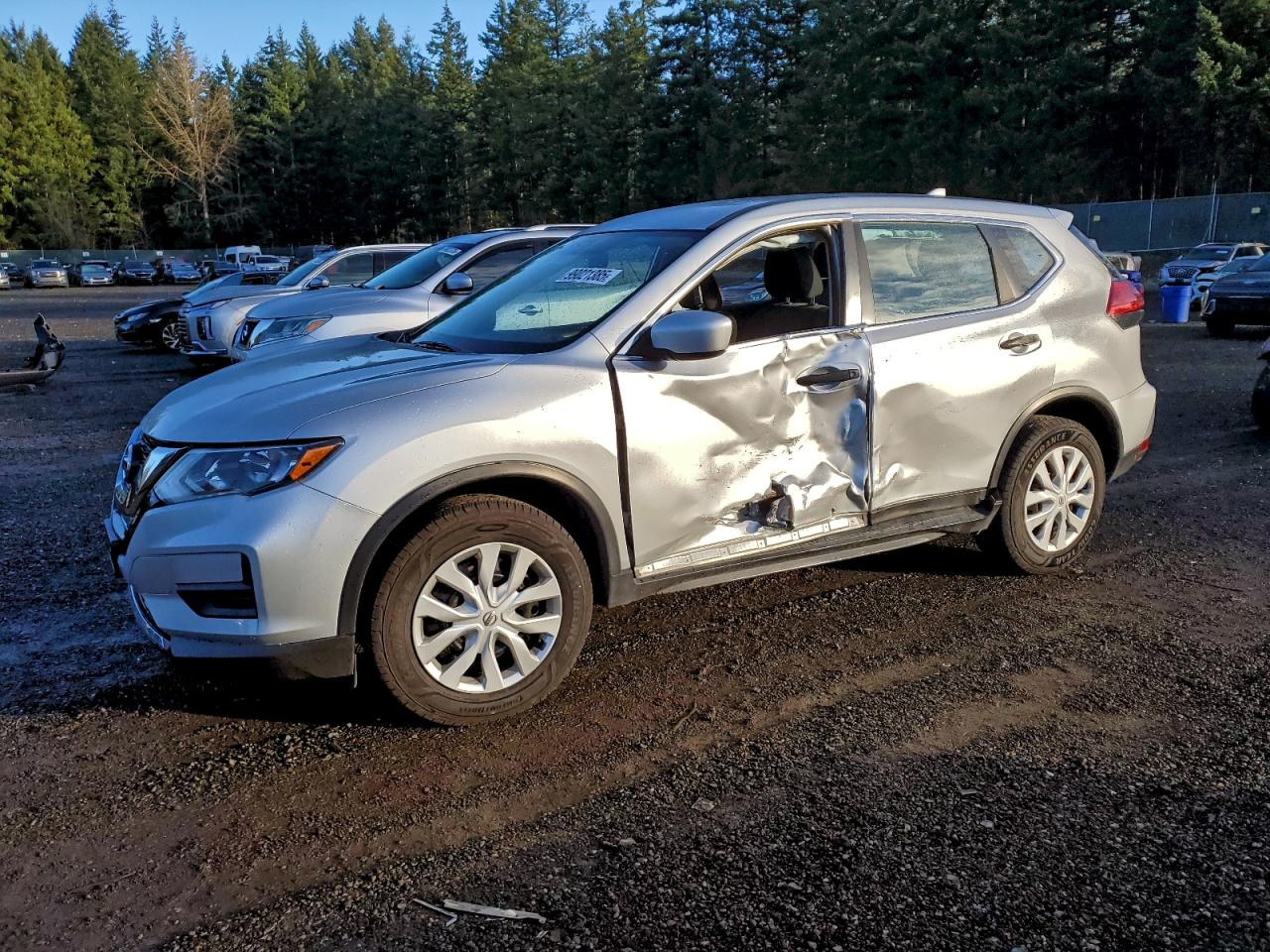 2017 NISSAN ROGUE