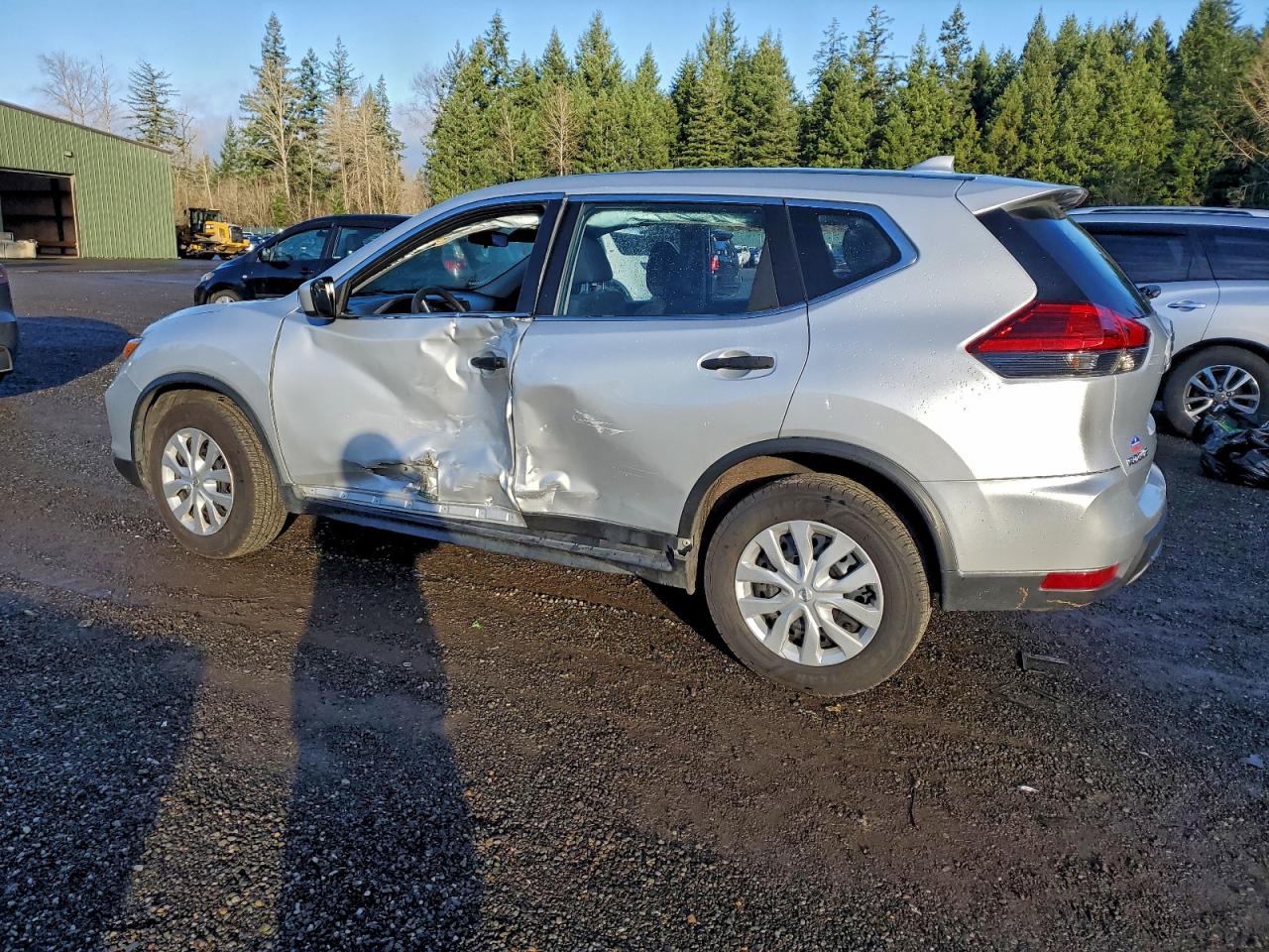 2017 NISSAN ROGUE S photo 2