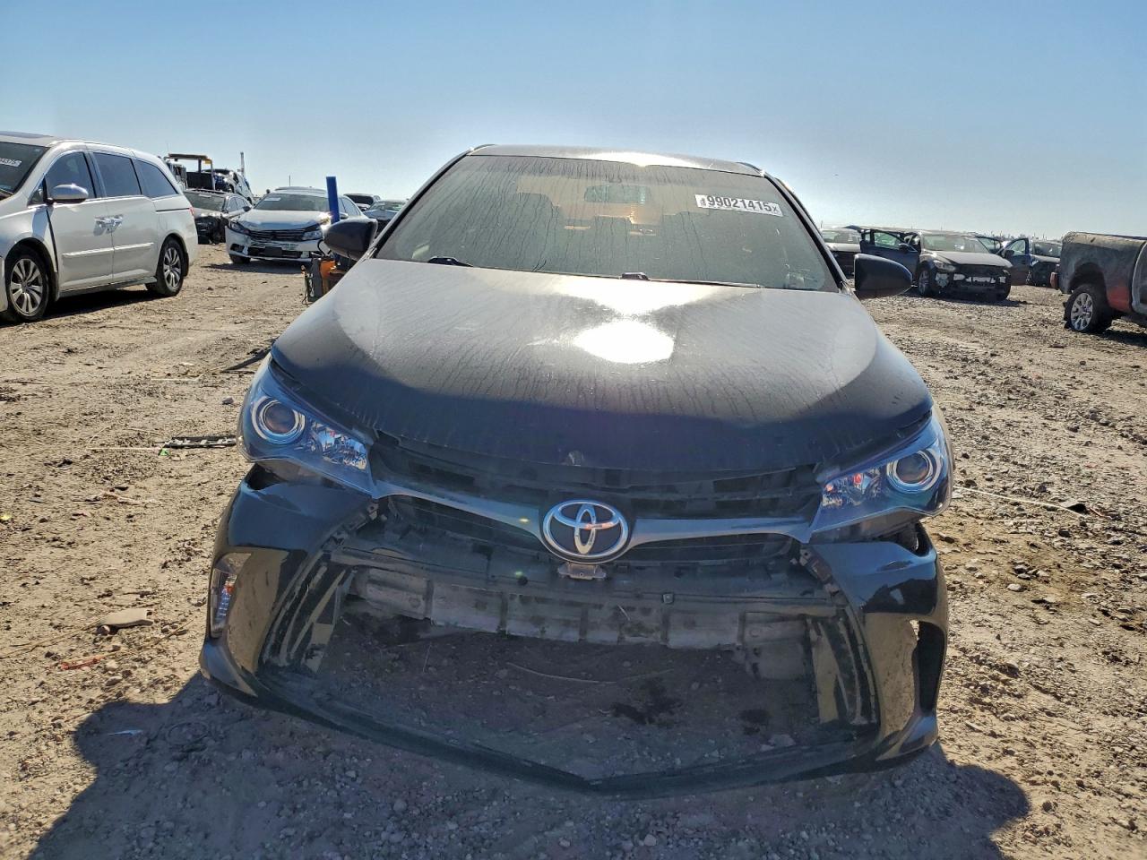 2016 TOYOTA CAMRY LE photo 5