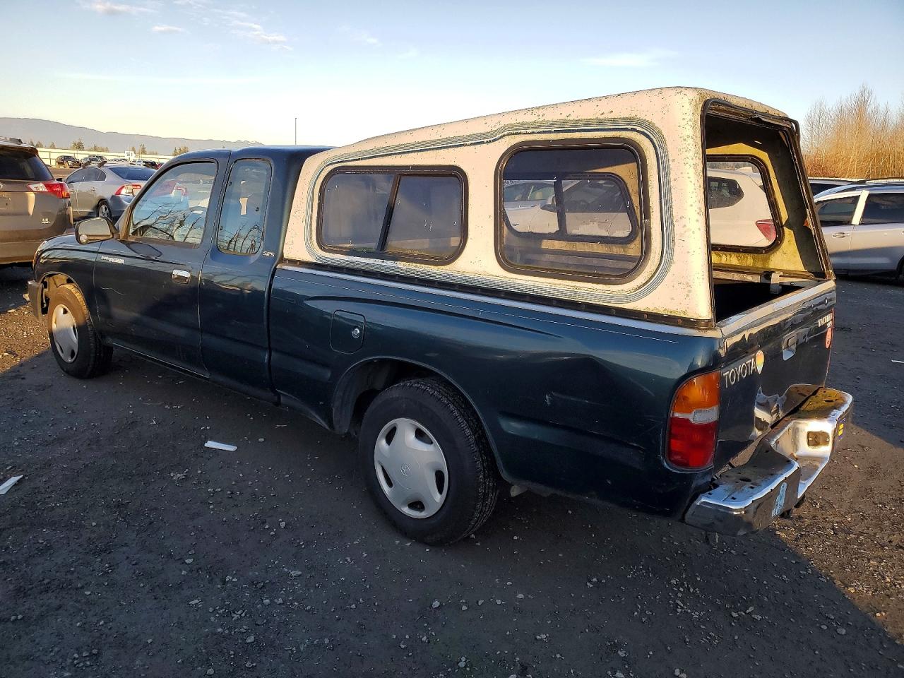 1998 TOYOTA TACOMA XTRACAB photo 2