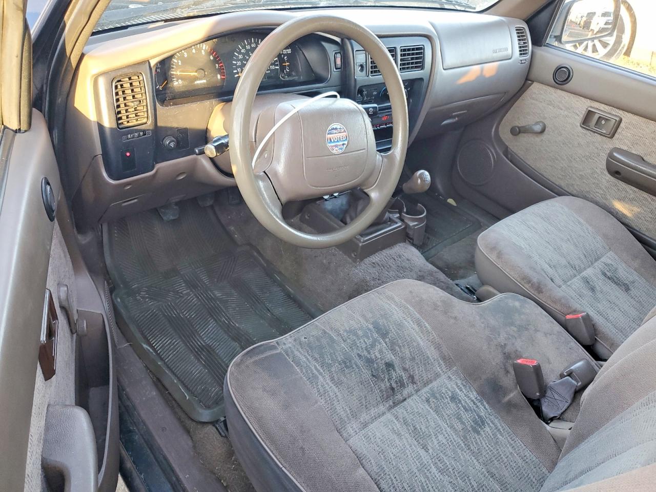 1998 TOYOTA TACOMA XTRACAB photo 8