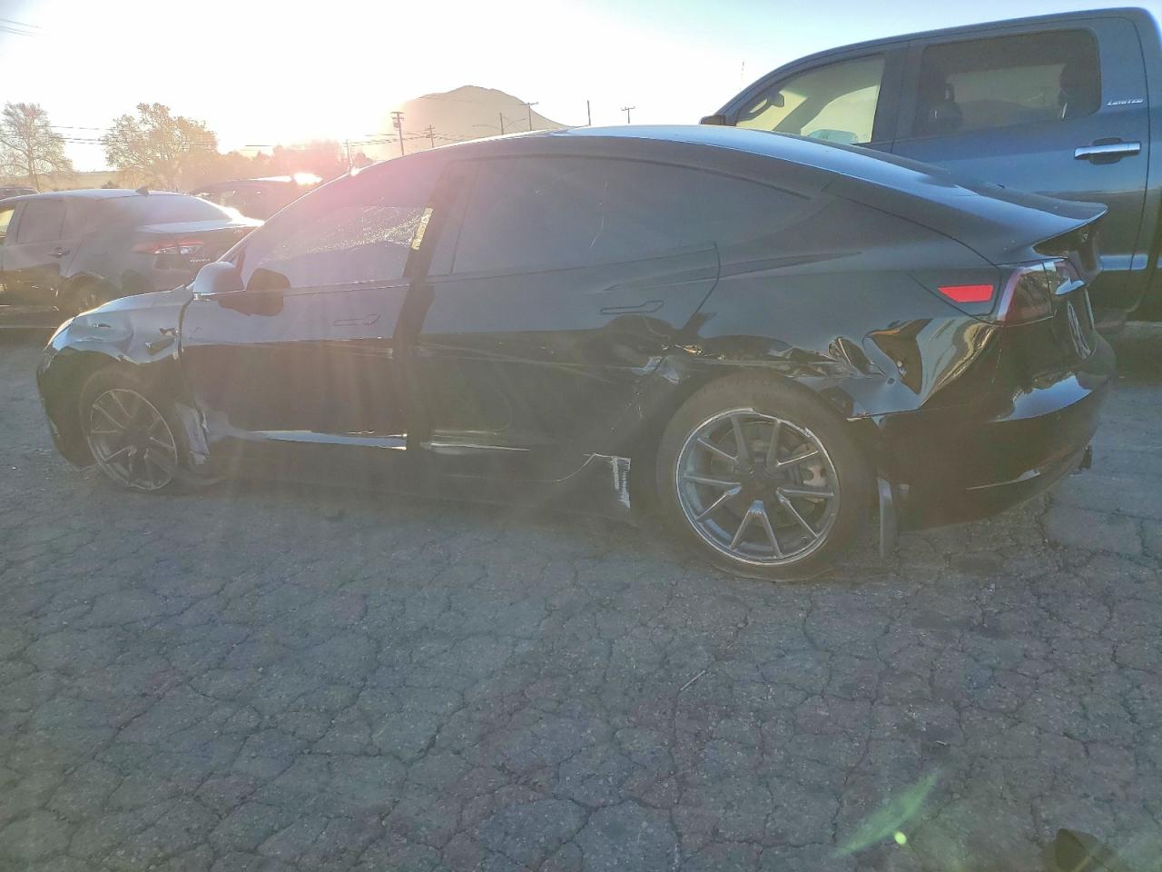 2020 TESLA MODEL 3 photo 2