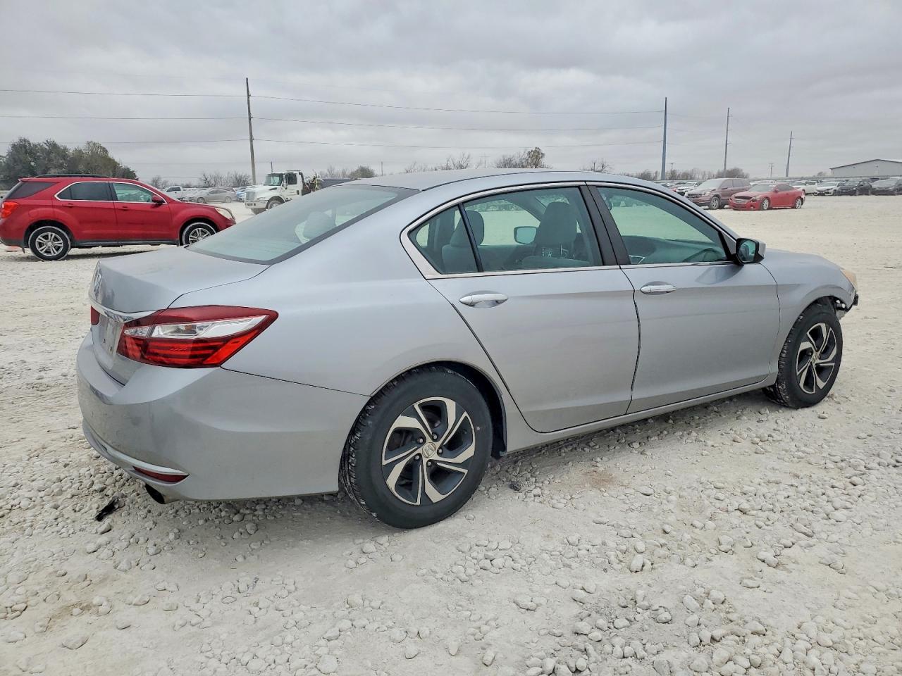 2017 HONDA ACCORD LX photo 3