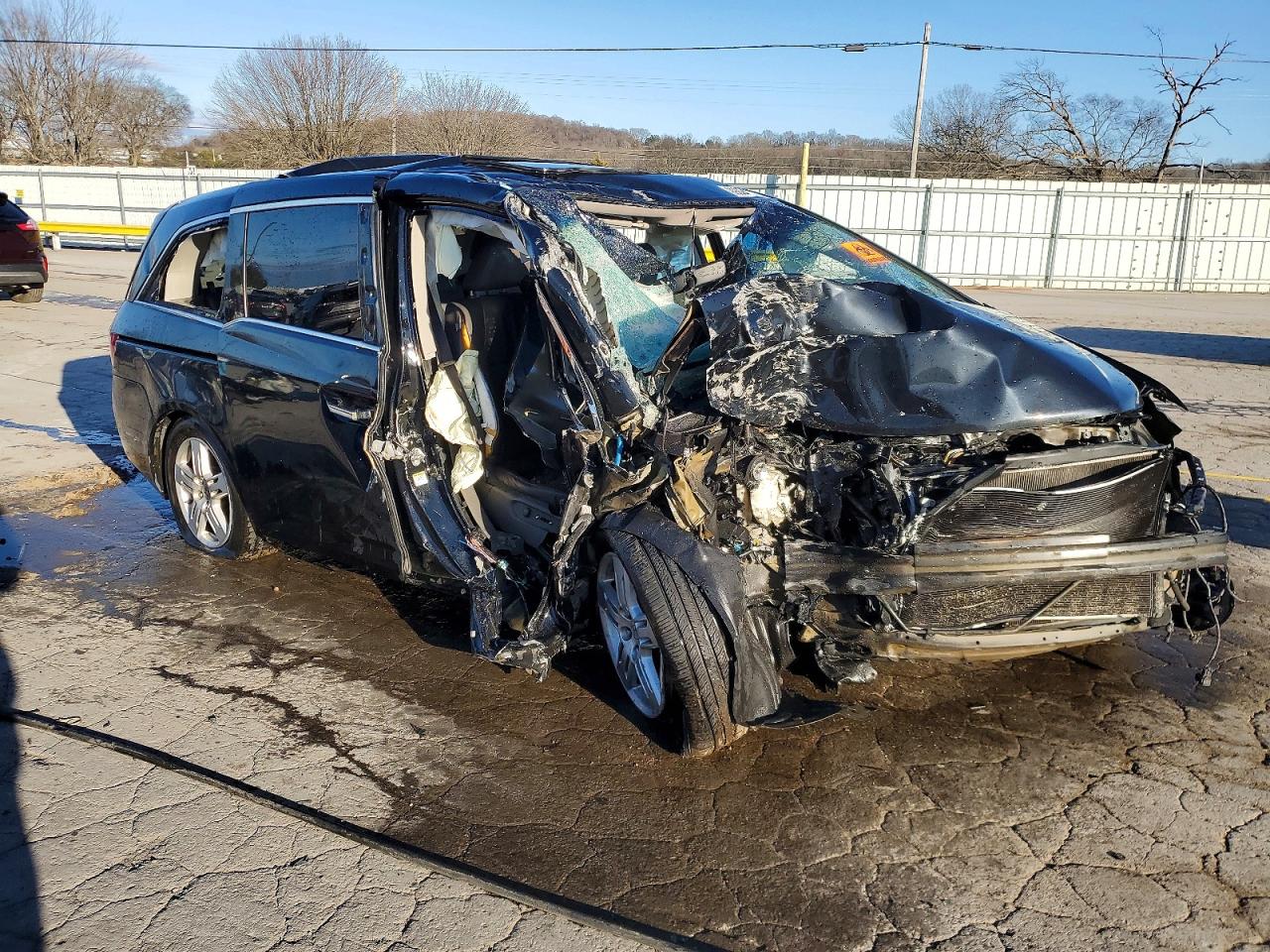 2013 HONDA ODYSSEY TOURING photo 4