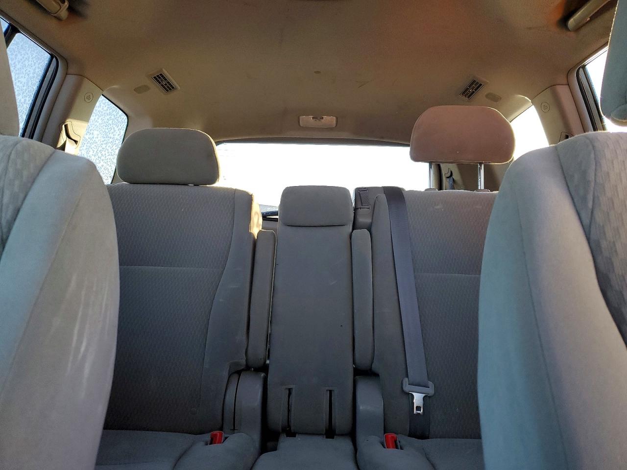 2010 TOYOTA HIGHLANDER photo 10