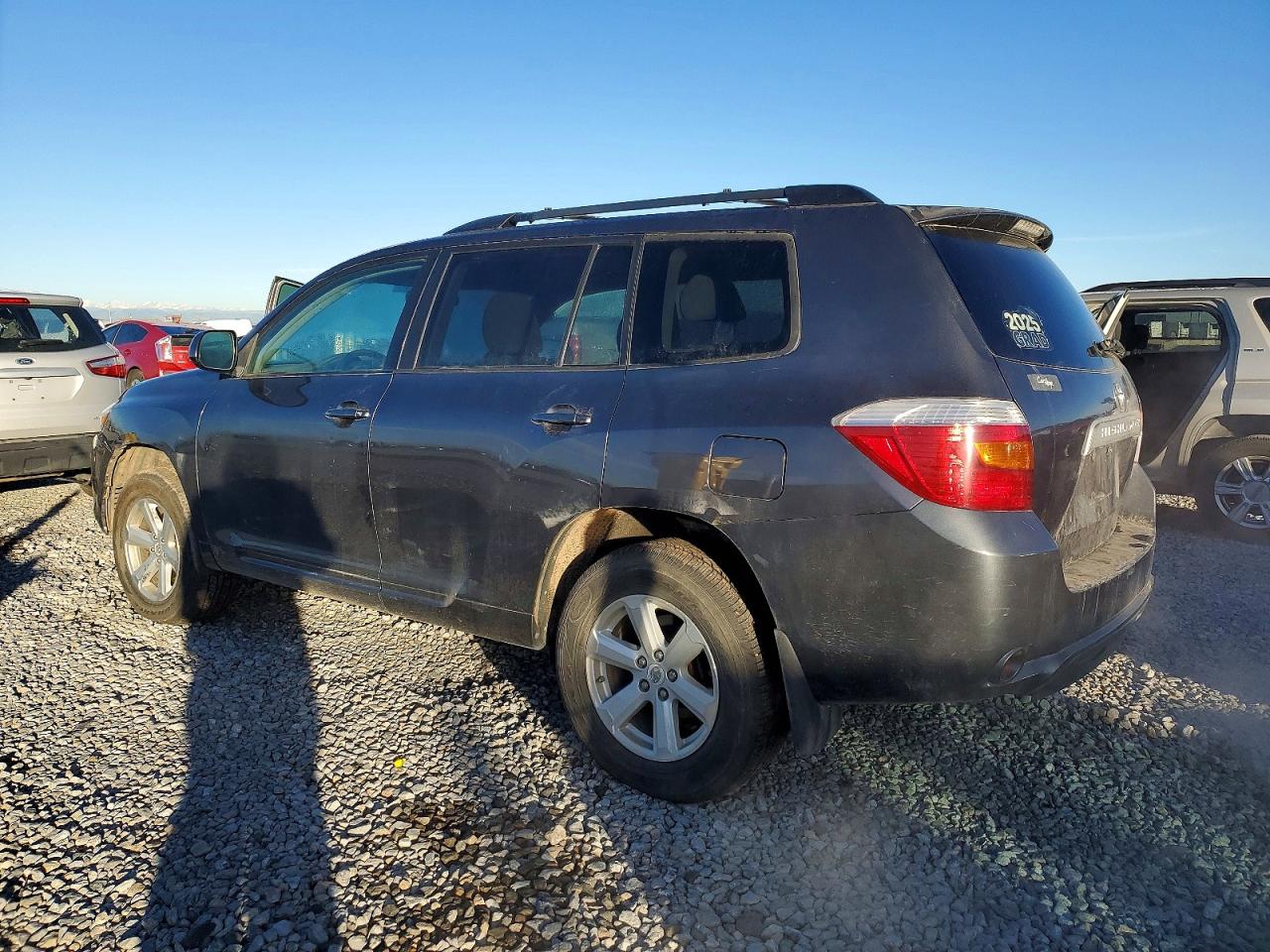 2010 TOYOTA HIGHLANDER photo 2