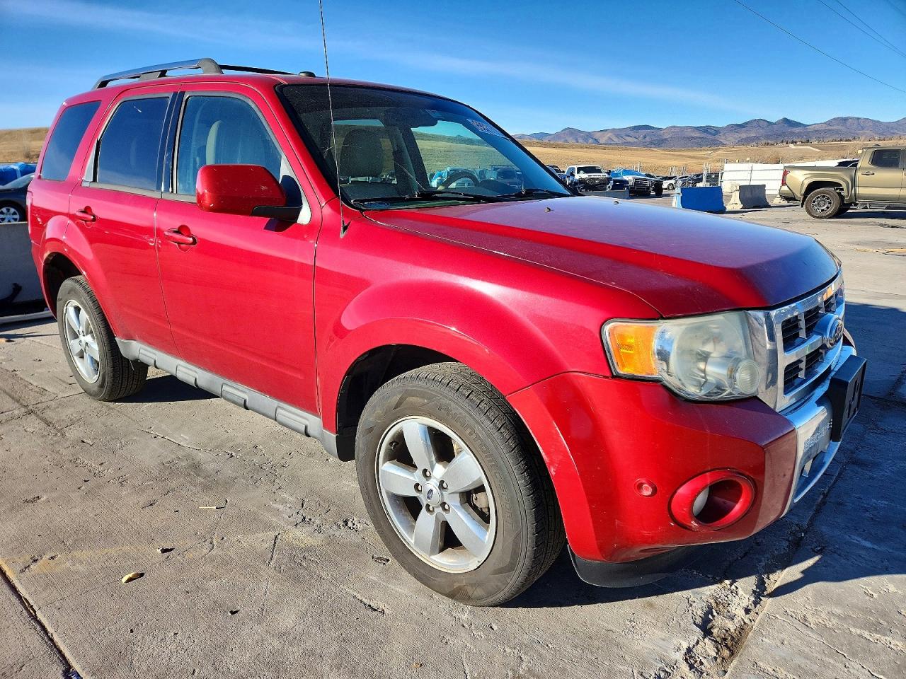 2010 FORD ESCAPE LIMITED photo 4