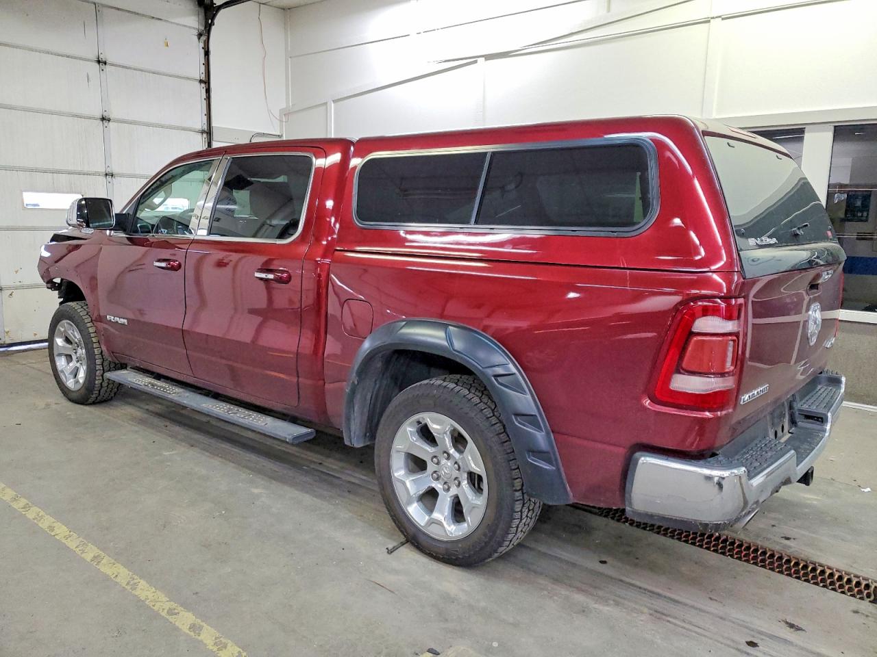 2019 RAM 1500 LARAMIE photo 2