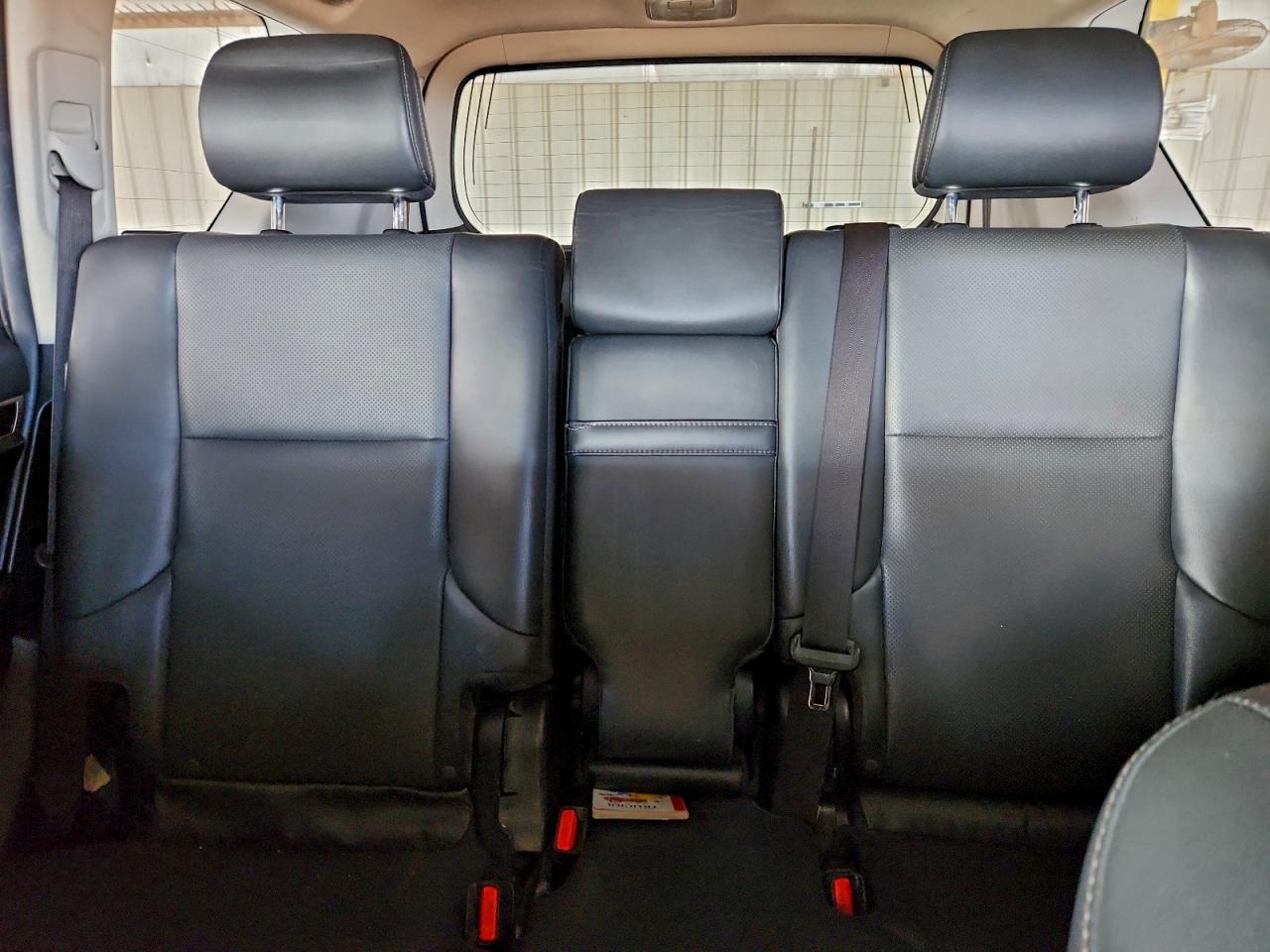 2014 LEXUS GX 460 photo 10