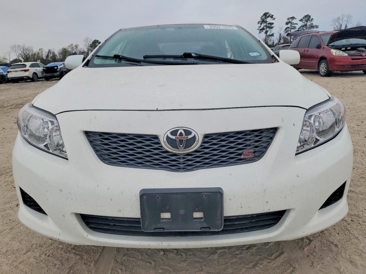 2010 TOYOTA COROLLA BASE photo 5