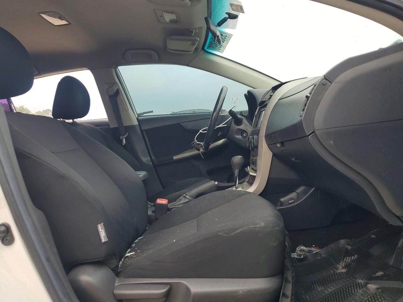 2010 TOYOTA COROLLA BASE photo 7