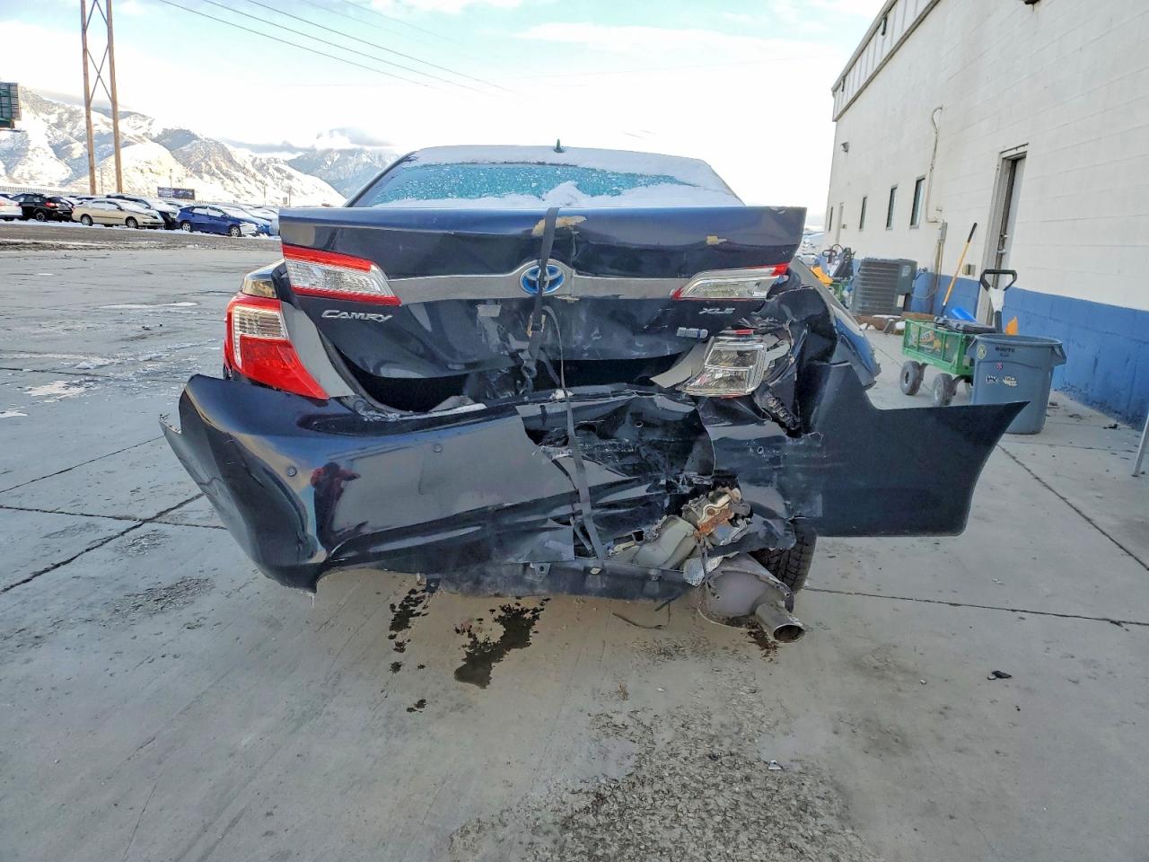 2012 TOYOTA CAMRY HYBRID photo 6
