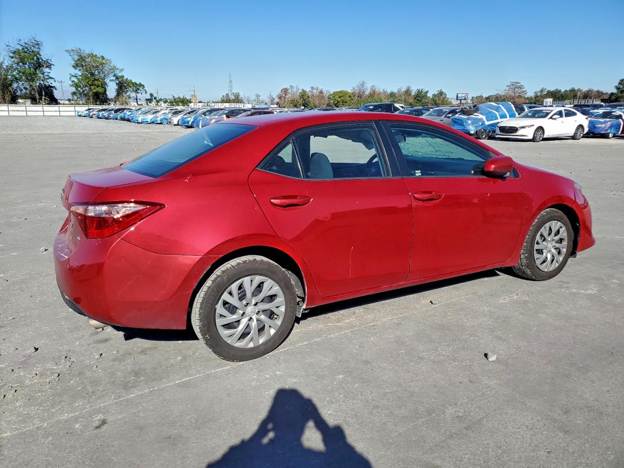 2019 TOYOTA COROLLA L photo 3