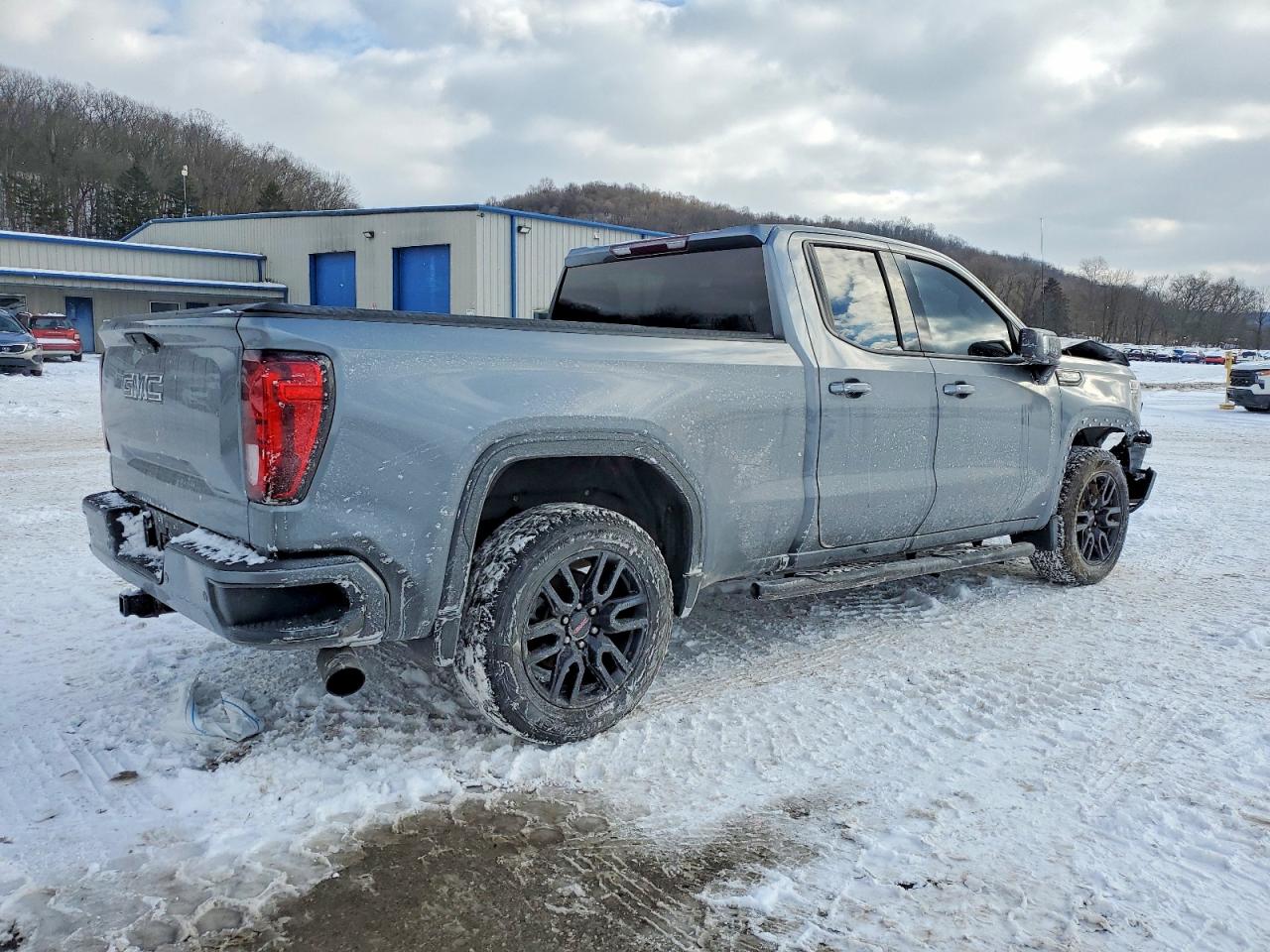 2020 GMC SIERRA K1500 ELEVATION photo 3