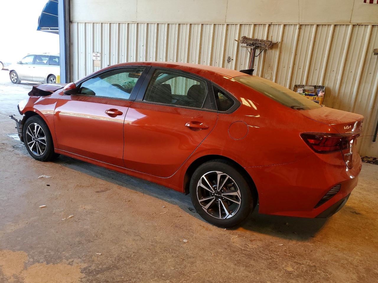 2024 KIA FORTE LX photo 2
