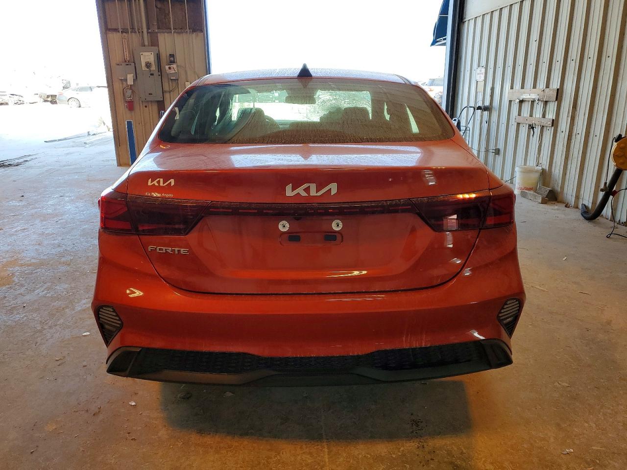 2024 KIA FORTE LX photo 6