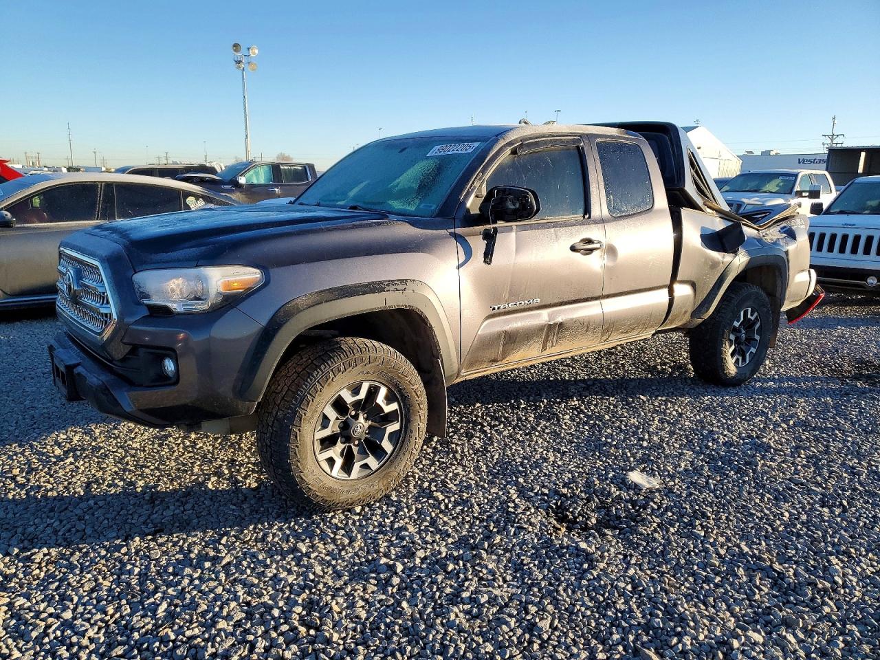2017 TOYOTA TACOMA