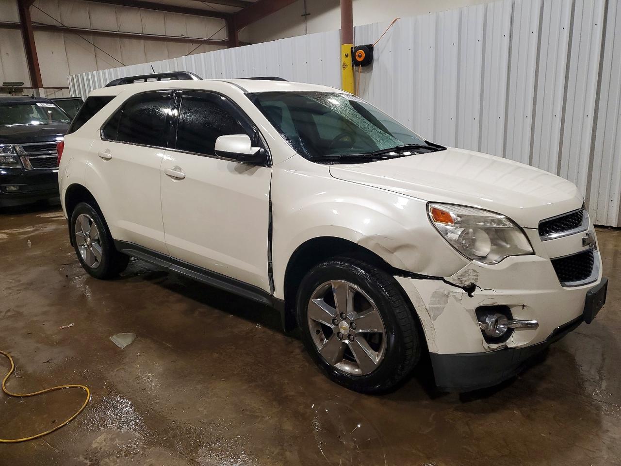 2014 CHEVROLET EQUINOX LT photo 4