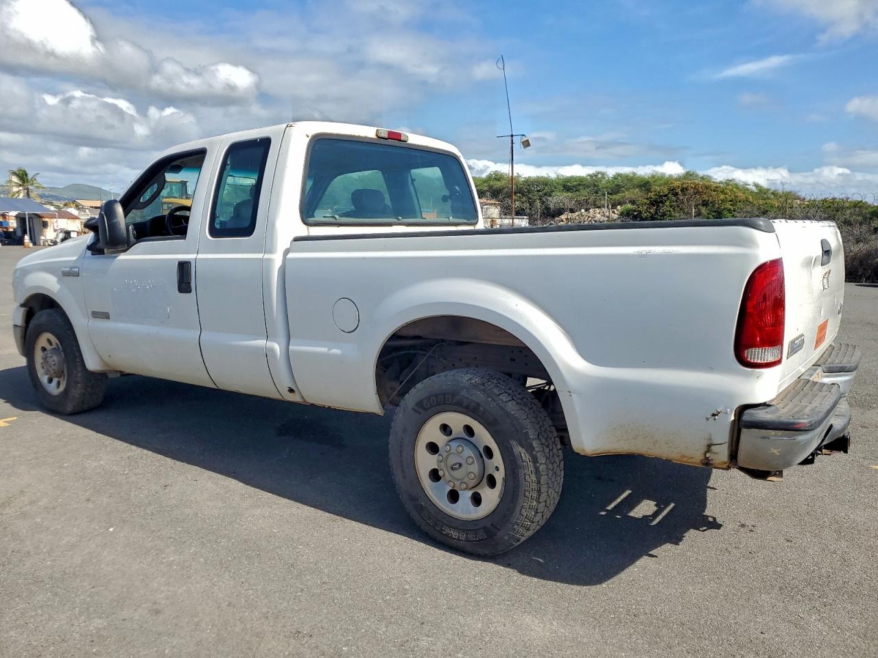 2005 FORD F250 SUPER DUTY photo 2