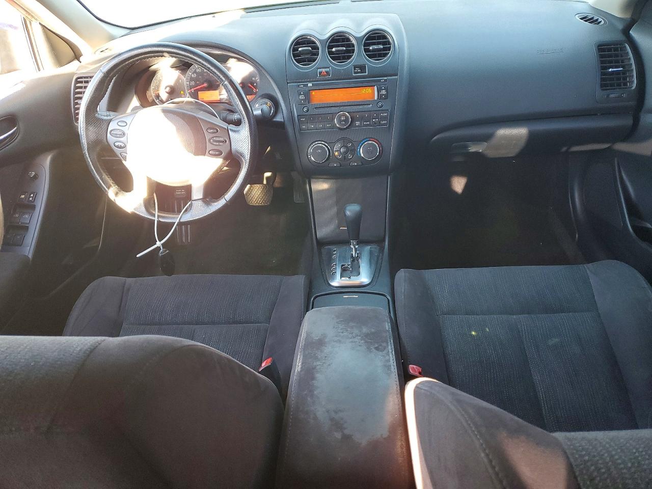 2012 NISSAN ALTIMA BASE photo 8