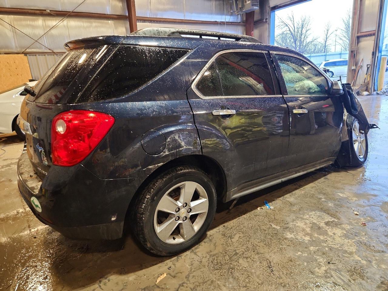 2015 CHEVROLET EQUINOX LT photo 3