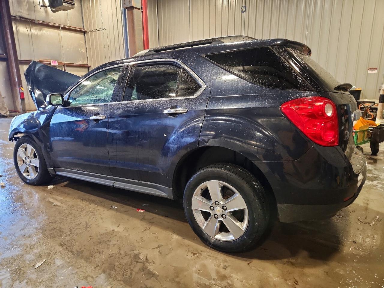 2015 CHEVROLET EQUINOX LT photo 2