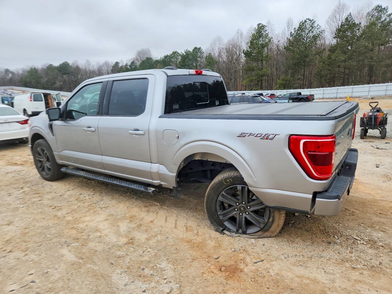 2022 FORD F150 SUPERCREW photo 2