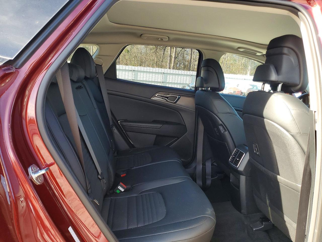 2023 KIA SPORTAGE SX PRESTIGE photo 11