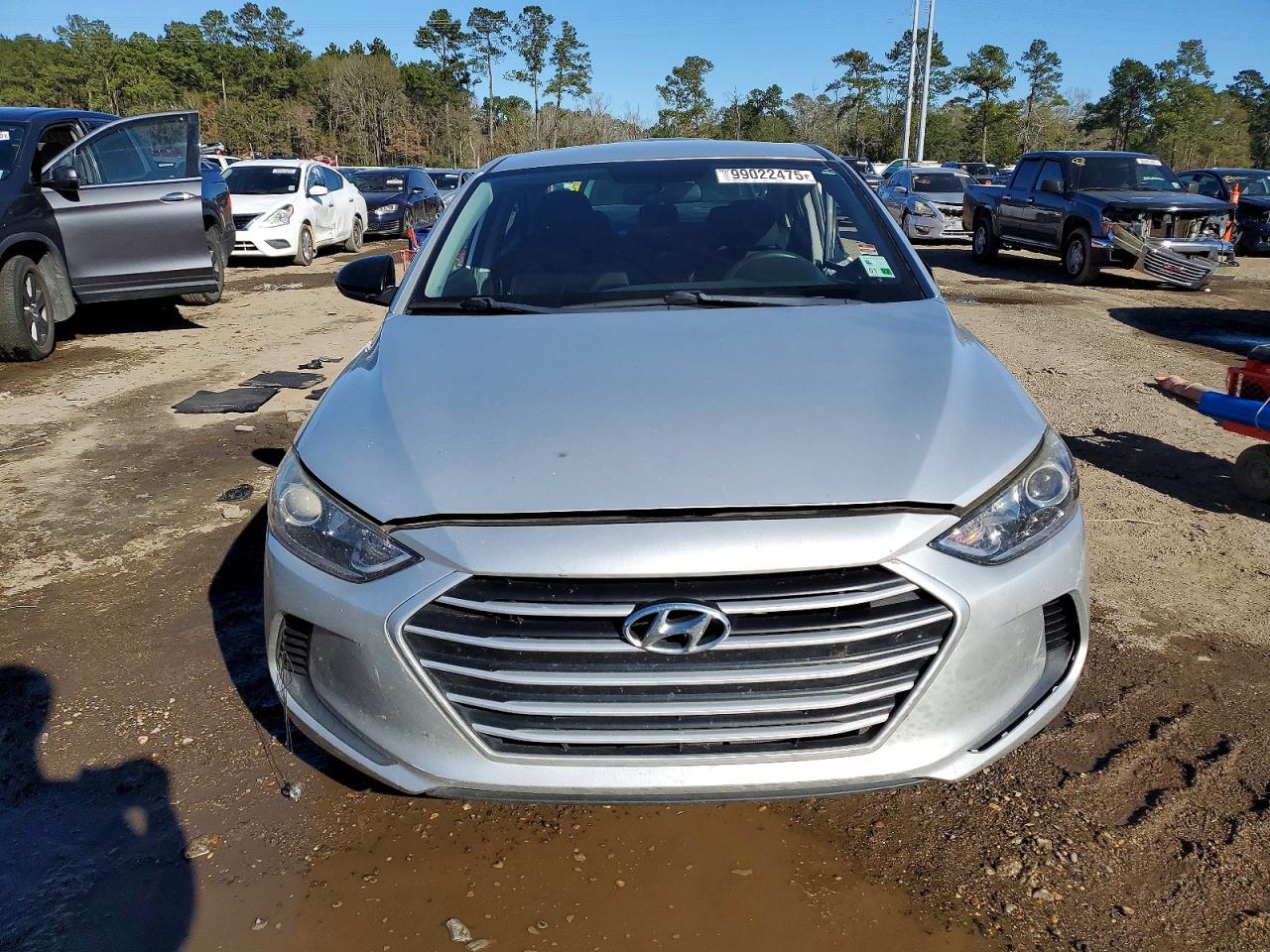 2018 HYUNDAI ELANTRA SE photo 5