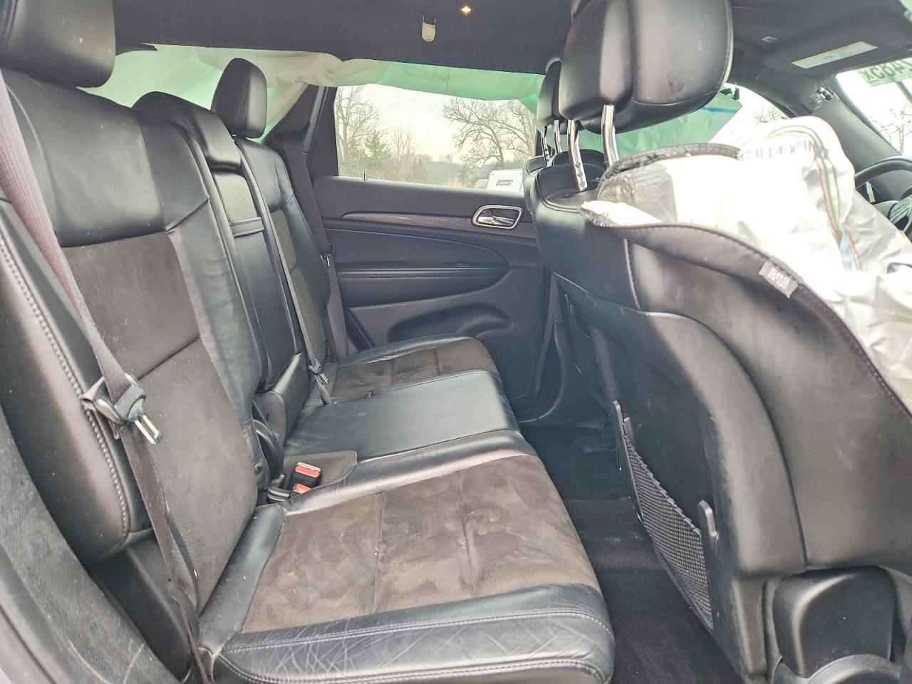 2019 JEEP GRAND CHEROKEE LAREDO photo 11