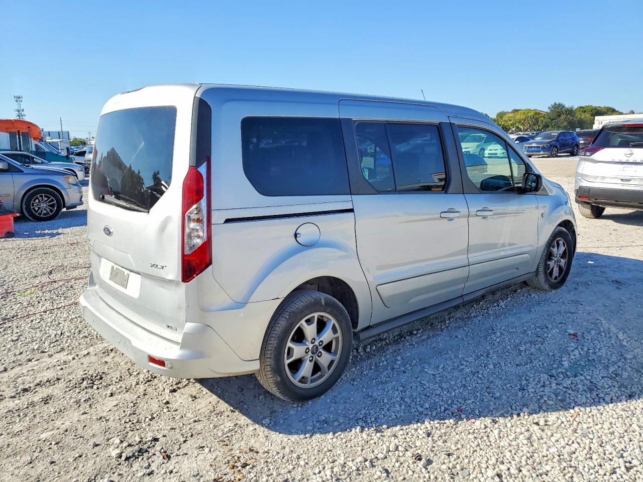 2015 FORD TRANSIT CONNECT XLT photo 3