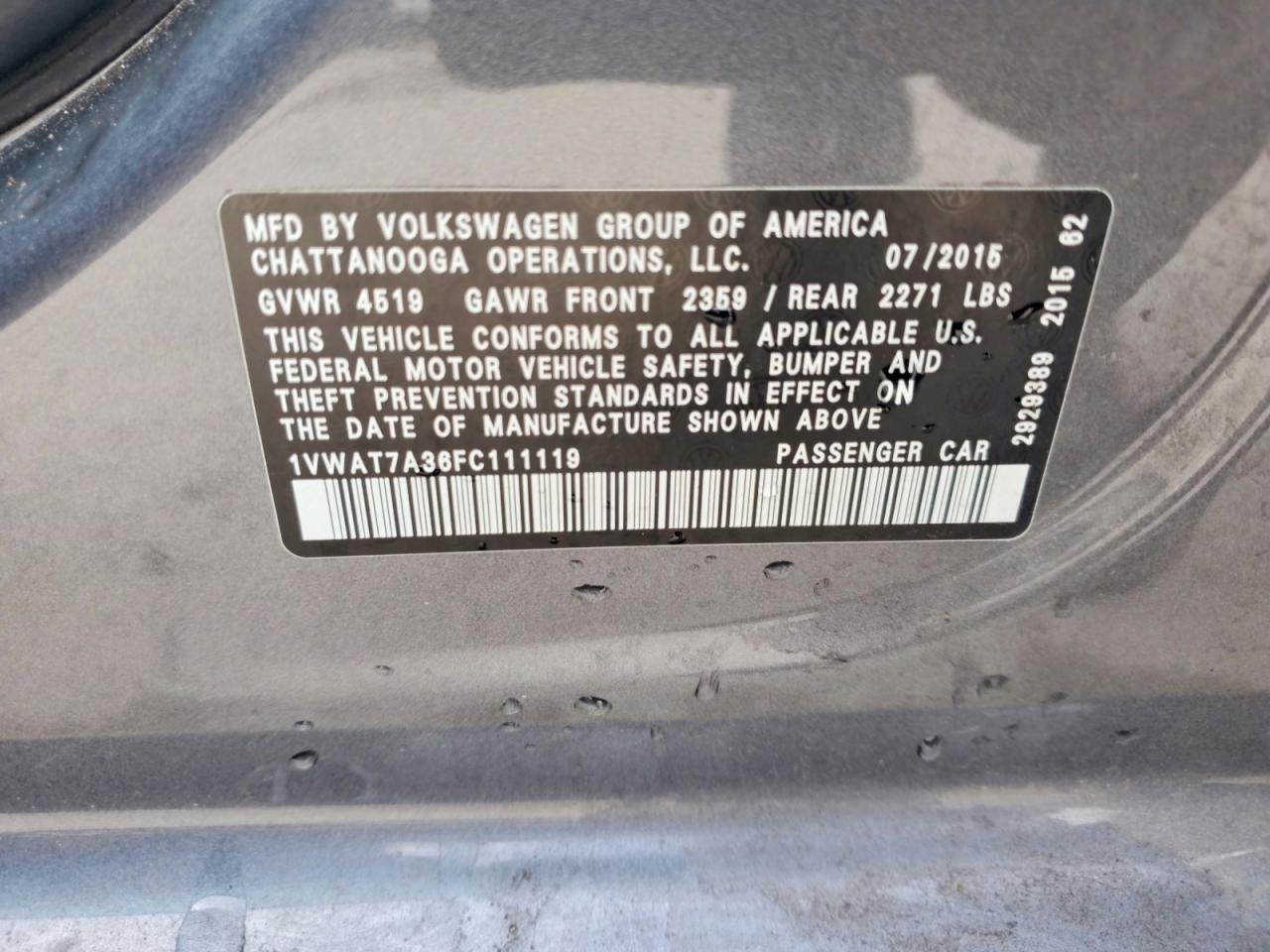 2015 VOLKSWAGEN PASSAT S photo 12
