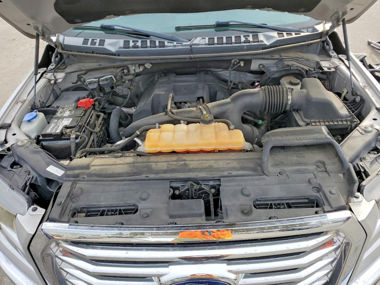 2017 FORD F150 SUPERCREW photo 11