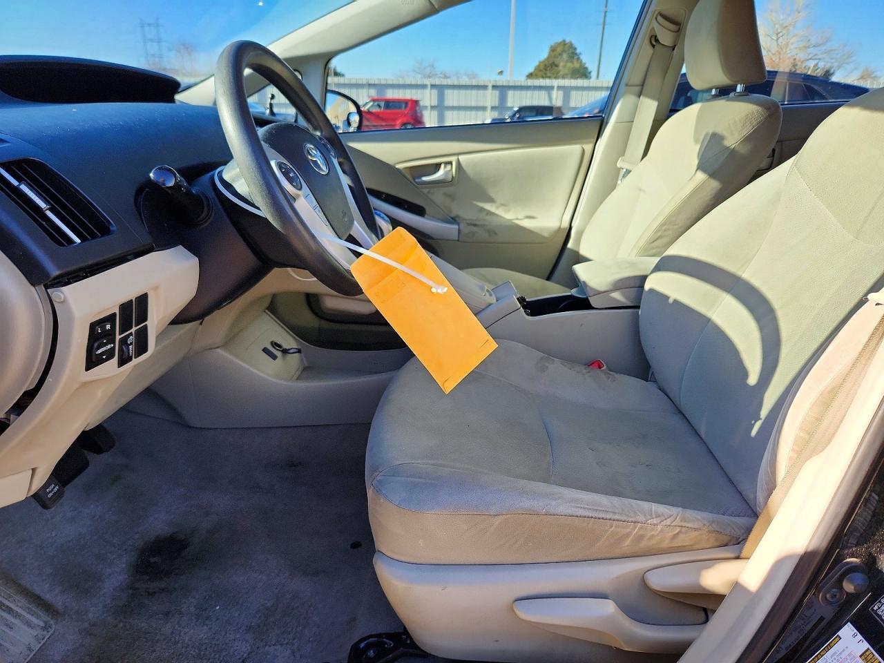 2011 TOYOTA PRIUS photo 7