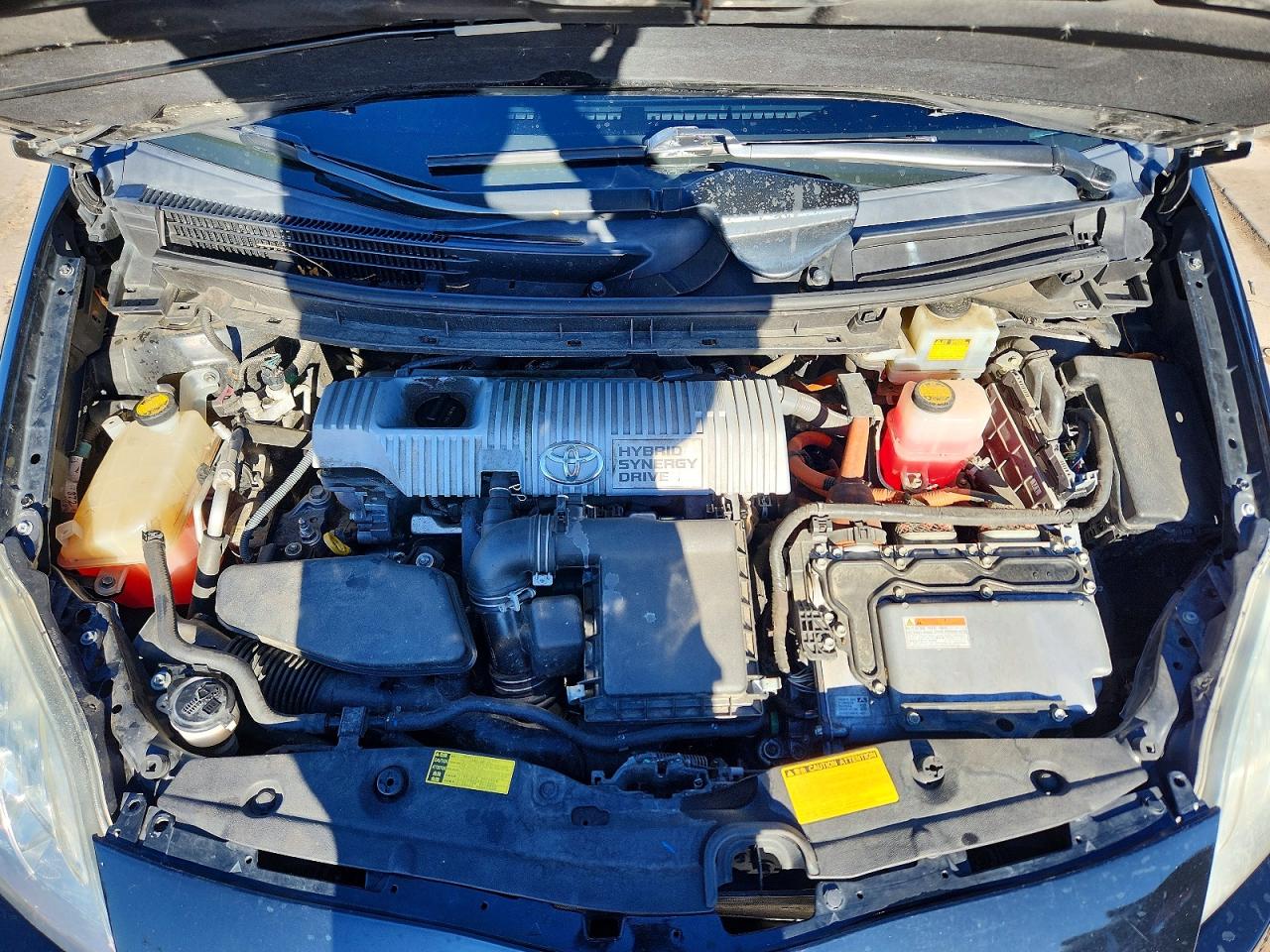2011 TOYOTA PRIUS photo 11
