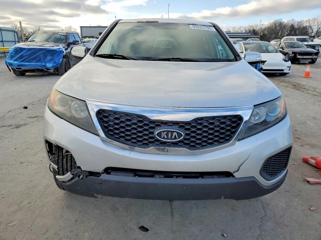 2013 KIA SORENTO LX photo 5