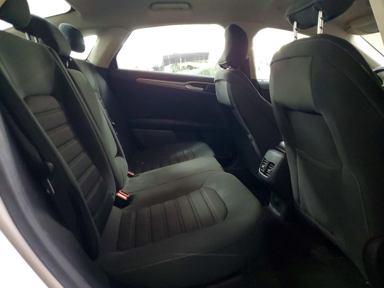 2019 FORD FUSION SE photo 10
