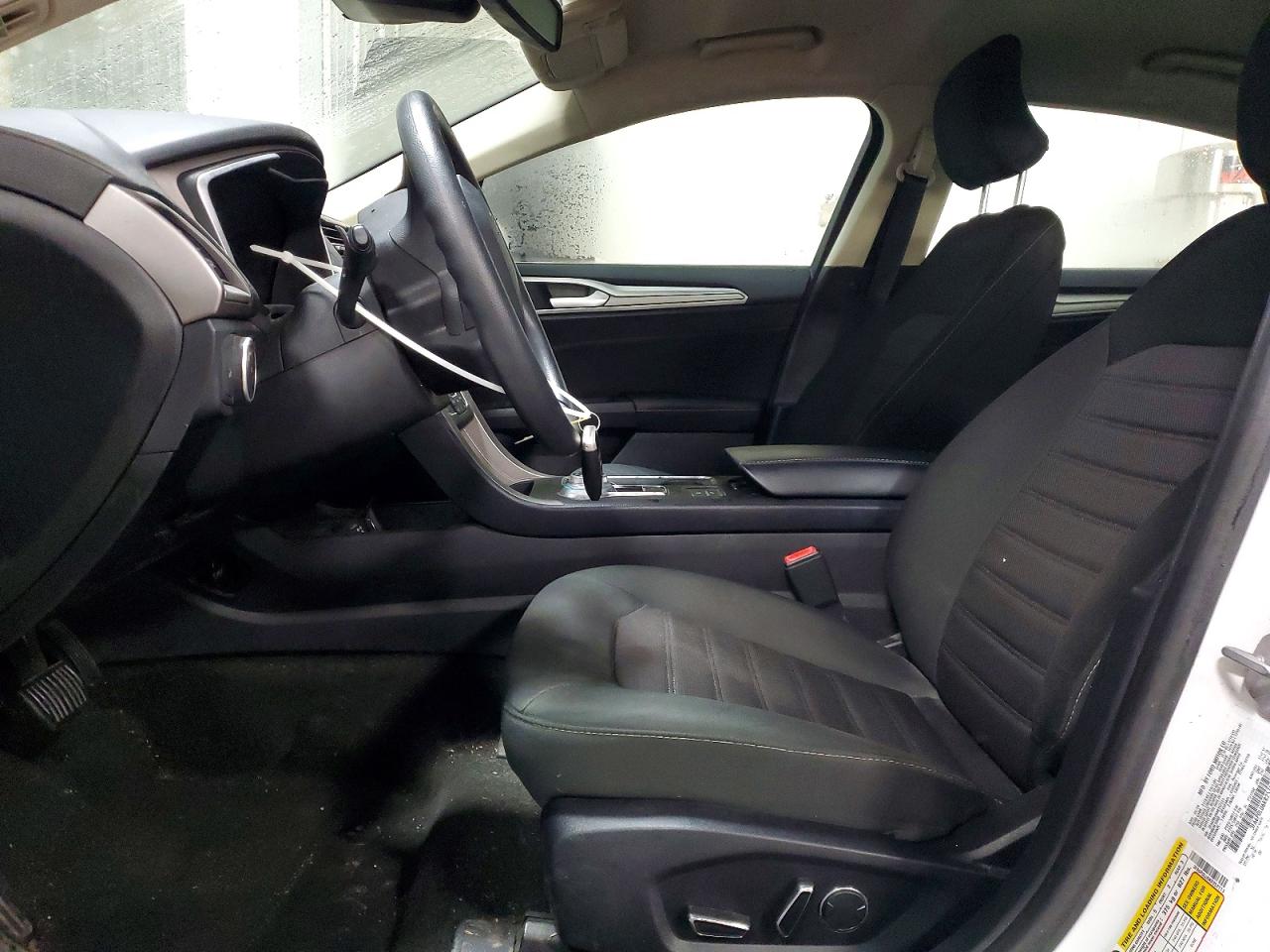 2019 FORD FUSION SE photo 7
