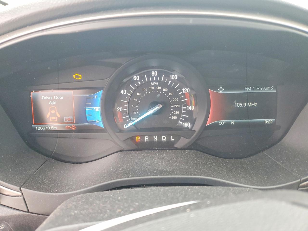 2018 FORD FUSION SE photo 17